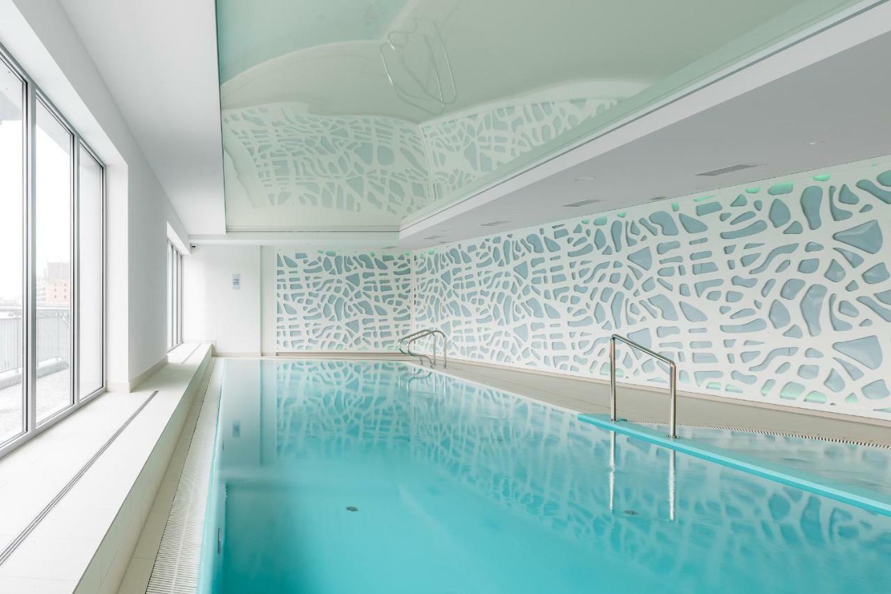 Waterlane Island - Riverview Pool, Spa, Gym & Parking By Downtown Apartments Gdansk Exterior photo