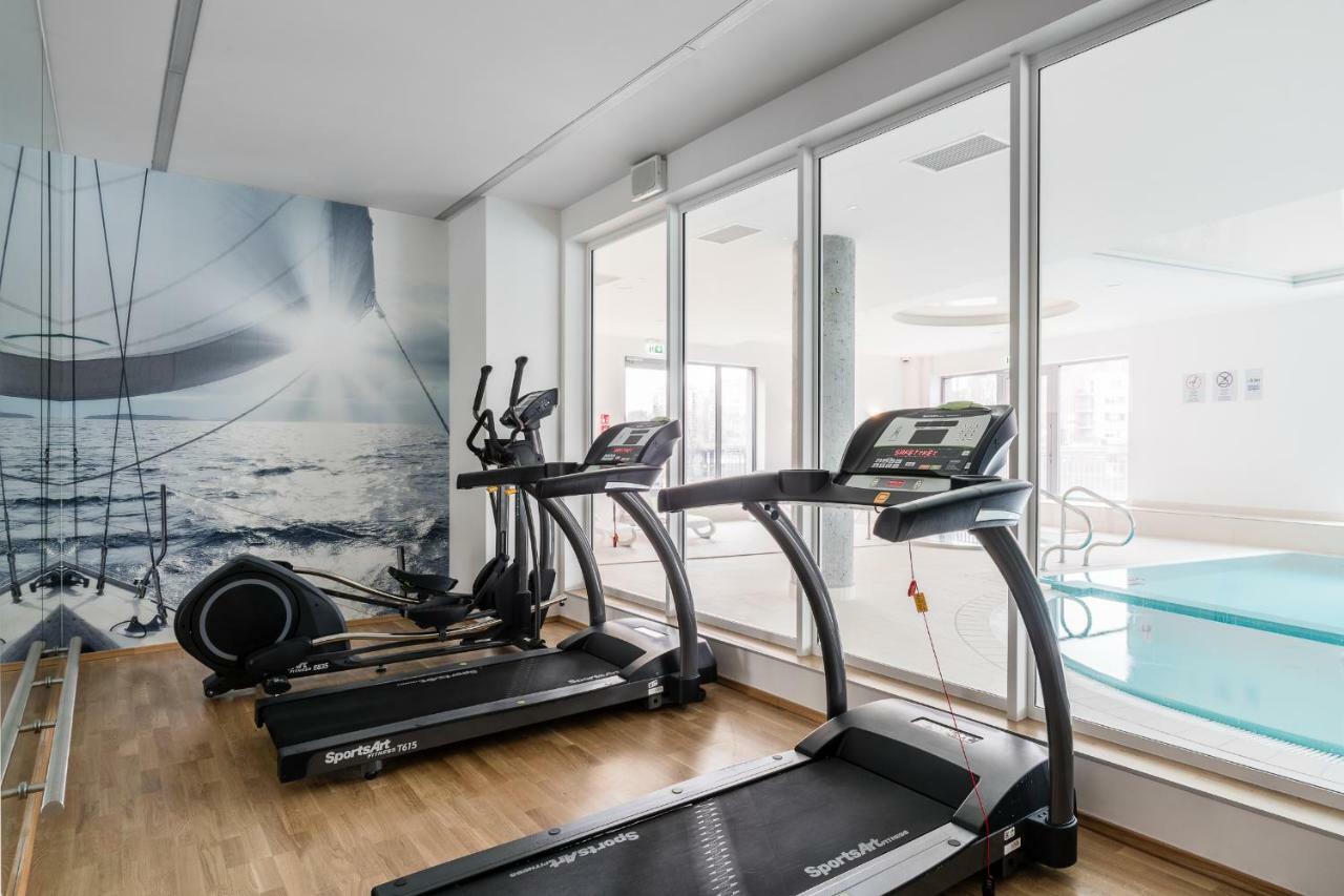 Waterlane Island - Riverview Pool, Spa, Gym & Parking By Downtown Apartments Gdansk Exterior photo
