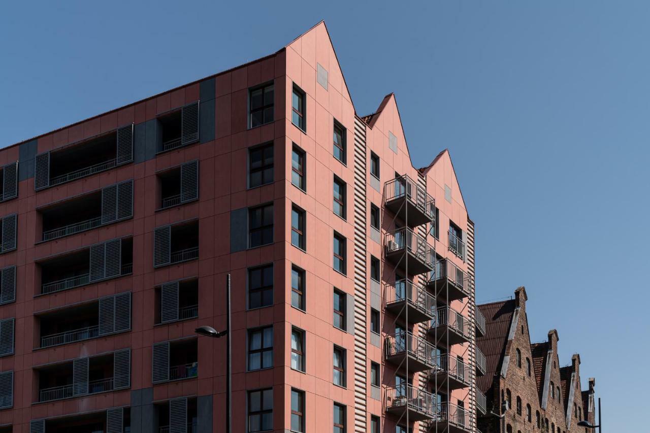 Waterlane Island - Riverview Pool, Spa, Gym & Parking By Downtown Apartments Gdansk Exterior photo